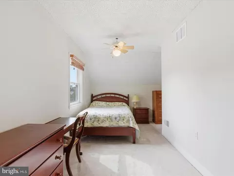 Bedroom - 2707 Lindell St, Silver Spring, MD 20902 photo 7 of 8