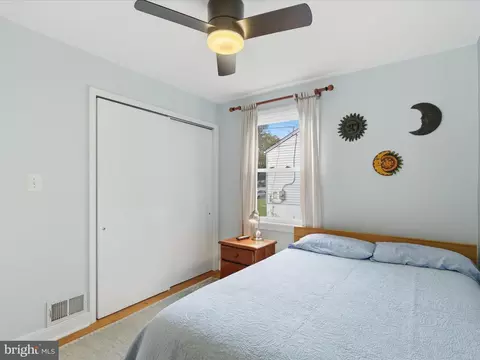 Bedroom - 2707 Lindell St, Silver Spring, MD 20902 photo 2 of 8