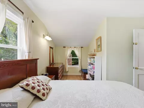 Bedroom - 2707 Lindell St, Silver Spring, MD 20902 photo 5 of 8