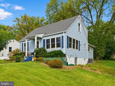 Exterior - 2707 Lindell St, Silver Spring, MD 20902 photo 3 of 7