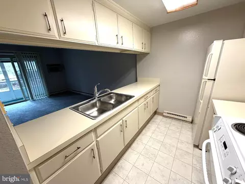 3320 Chiswick Ct #61-1D, Silver Spring, MD 20906 photo 16