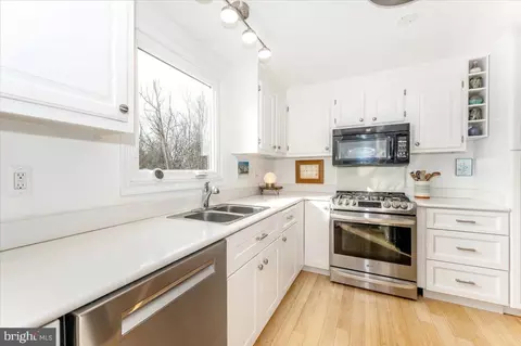 19312 Hempstone Ave, Poolesville, MD 20837 photo 13