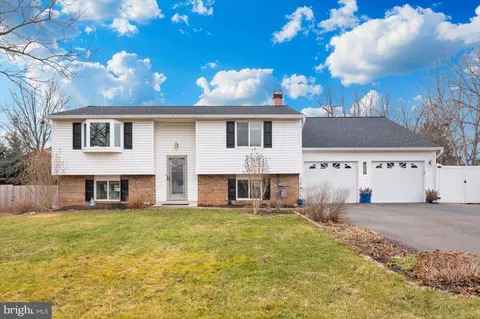 19312 Hempstone Ave, Poolesville, MD 20837