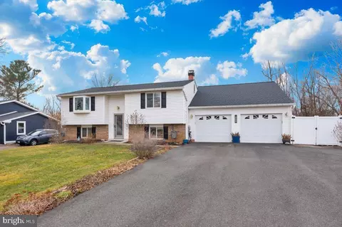 19312 Hempstone Ave, Poolesville, MD 20837 photo 3