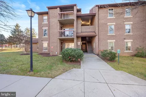 18405 Guildberry Dr #201, Gaithersburg, MD 20879