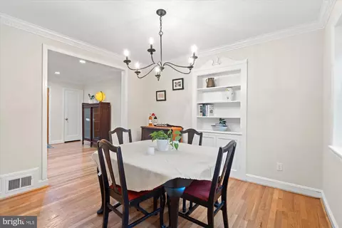 Dining - 2213 Darrow St, Silver Spring, MD 20902 photo 2 of 3