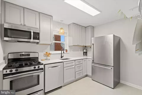 Kitchen - 2213 Darrow St, Silver Spring, MD 20902 photo 3 of 4
