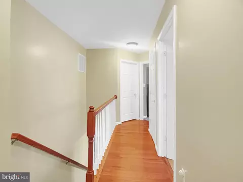 Entry Way - 1401 Jasper St, Silver Spring, MD 20902 photo 2 of 4