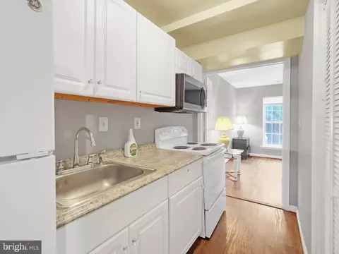 Kitchen - 1401 Jasper St, Silver Spring, MD 20902 photo 5 of 5