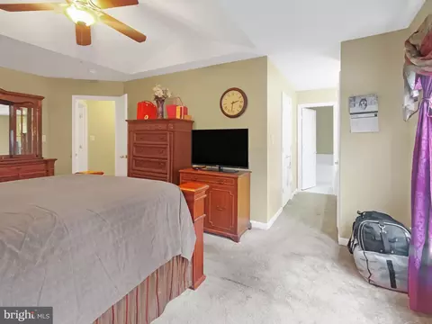 Bedroom - 1401 Jasper St, Silver Spring, MD 20902 photo 3 of 12