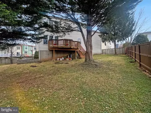 Exterior - 1401 Jasper St, Silver Spring, MD 20902 photo 4 of 7
