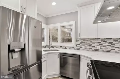 Kitchen - 110 Melbourne Ave, Silver Spring, MD 20901 photo 3 of 3