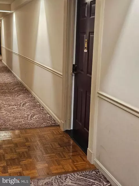Entry Way - 15107 Interlachen Dr #2-815, Silver Spring, MD 20906 photo 2 of 4