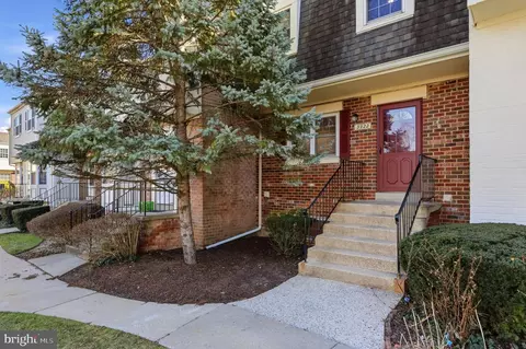 3922 Tynewick Dr #10, Silver Spring, MD 20906 photo 3