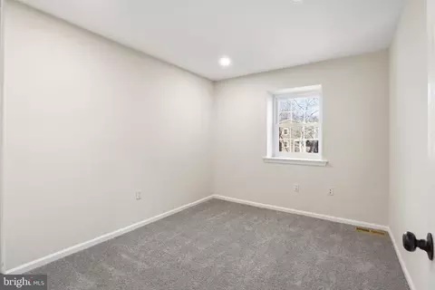 3922 Tynewick Dr #10, Silver Spring, MD 20906 photo 23