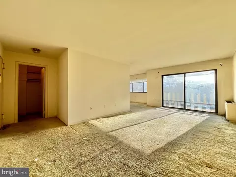 8830 Piney Branch Rd #402, Silver Spring, MD 20903