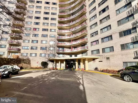 Exterior - 8830 Piney Branch Rd #402, Silver Spring, MD 20903 photo 2 of 2