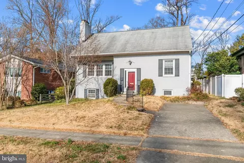 5517 Huntington Pkwy, Bethesda, MD 20814