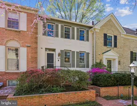 10904 Wickshire Way #F-3, Rockville, MD 20852