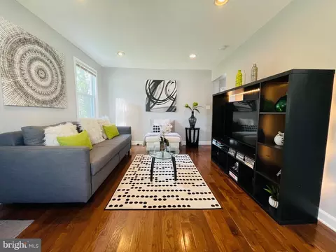 2723 Randolph Rd, Silver Spring, MD 20902 photo 4