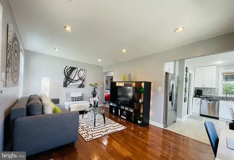 2723 Randolph Rd, Silver Spring, MD 20902 photo 6