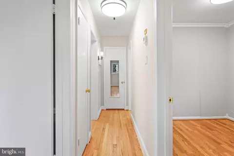 Entry Way - 1600 Oaklawn Ct, Silver Spring, MD 20903 photo 1 of 4