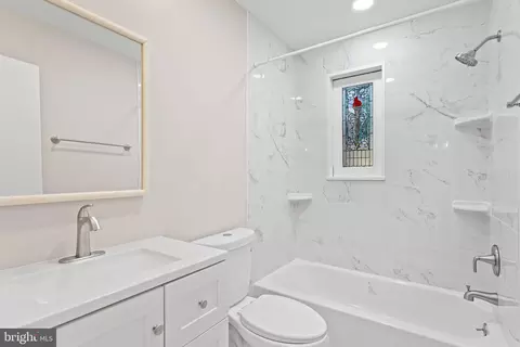 Bath - 1600 Oaklawn Ct, Silver Spring, MD 20903 photo 1 of 6