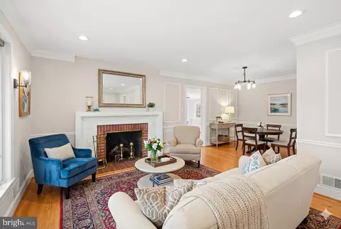 Living - 1600 Oaklawn Ct, Silver Spring, MD 20903 photo 2 of 11