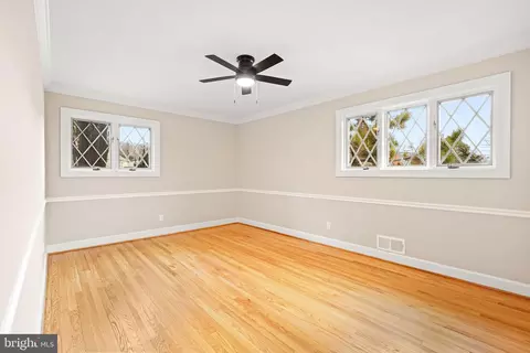 Bedroom - 1600 Oaklawn Ct, Silver Spring, MD 20903 photo 1 of 4