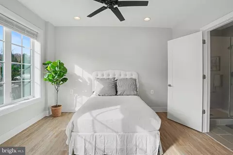 Bedroom - 8215 River Rd, Bethesda, MD 20817 photo 1 of 2