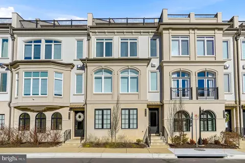 Exterior - 8215 River Rd, Bethesda, MD 20817 photo 2 of 5