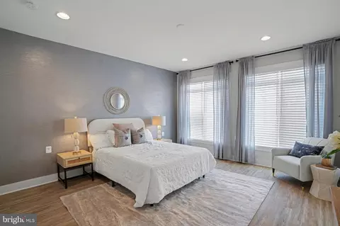 Bedroom - 8215 River Rd, Bethesda, MD 20817 photo 2 of 2