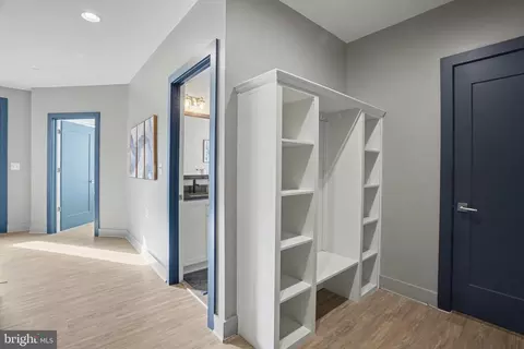 Entry Way - 8215 River Rd, Bethesda, MD 20817 photo 2 of 7