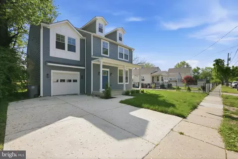 607 Burgundy Dr, Rockville, MD 20850