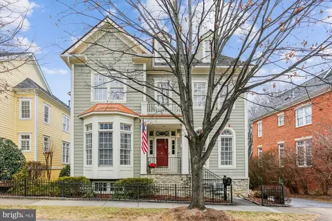 111 Lake St, Gaithersburg, MD 20878