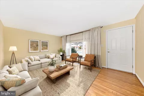 Living - 11802 Pittson Rd, Silver Spring, MD 20906 photo 1 of 7