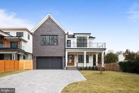 5203 Sangamore Rd, Bethesda, MD 20816