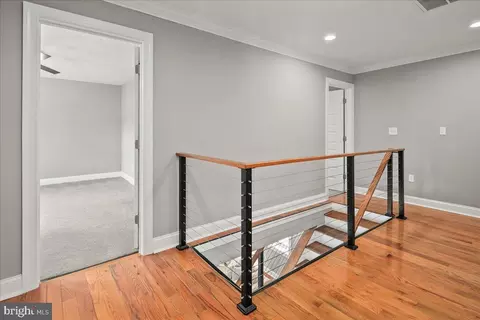 Entry Way - 111 Sunnyside Rd, Silver Spring, MD 20910 photo 2 of 2