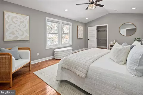 Bedroom - 111 Sunnyside Rd, Silver Spring, MD 20910 photo 1 of 5