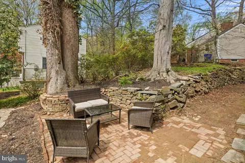 Exterior - 111 Sunnyside Rd, Silver Spring, MD 20910 photo 6 of 6