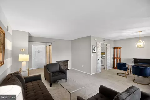 15101 Interlachen Dr #1-102, Silver Spring, MD 20906 photo 8