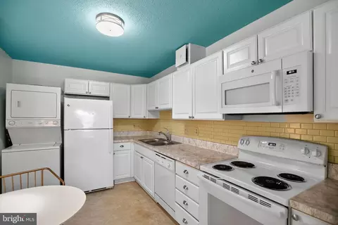 15101 Interlachen Dr #1-102, Silver Spring, MD 20906 photo 15
