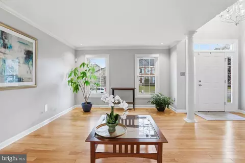 Entry Way - 13222 Maplecrest Dr, Potomac, MD 20854 photo 2 of 6