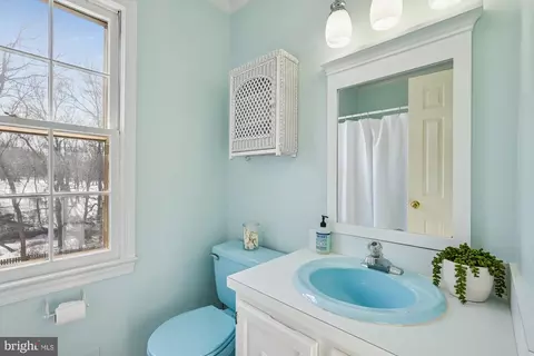 Bath - 14232 Bradshaw Dr, Silver Spring, MD 20905 photo 3 of 4