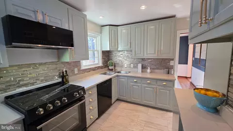 Kitchen - 9121 Sudbury Rd, Silver Spring, MD 20901 photo 1 of 1