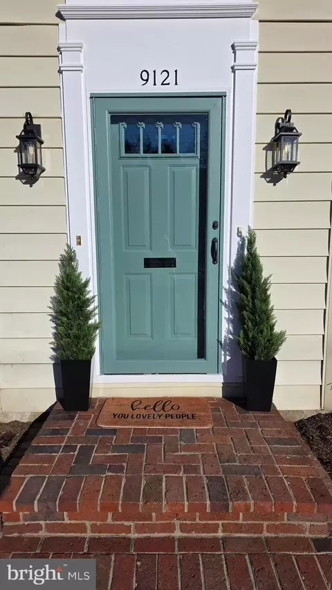 Exterior - 9121 Sudbury Rd, Silver Spring, MD 20901 photo 4 of 14