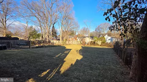 Exterior - 9121 Sudbury Rd, Silver Spring, MD 20901 photo 14 of 14