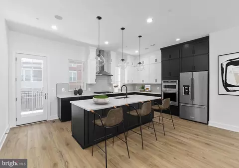 8607 Erdem Pl, Chevy Chase, MD 20815