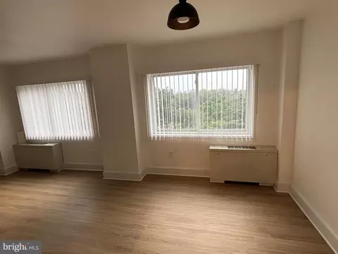 1111 University Blvd W #611-A, Silver Spring, MD 20902