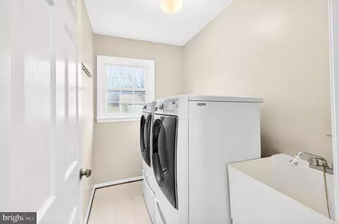 12807 Goldstone Ct, Silver Spring, MD 20904 photo 11